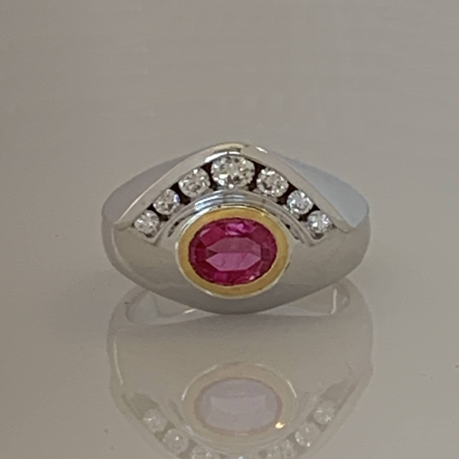 Pink garnet gentleman’s ring